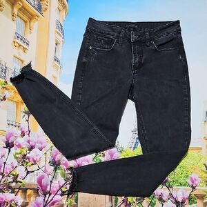 Silver Jeans Black Suki Skinny Jeans‎ Raw Hem Size 27